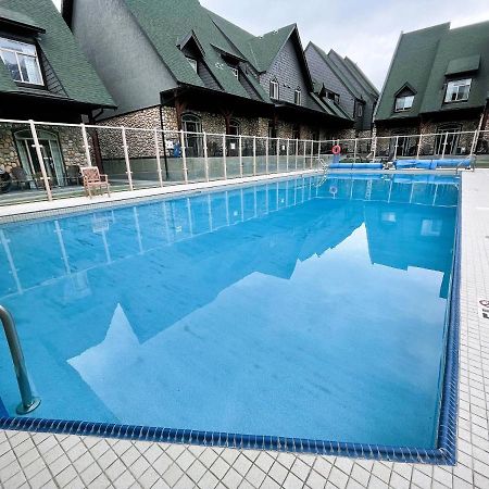 Renovated Chalet At Mystic Springs, Mountain Views, Pets Welcome! Канмор Екстериор снимка