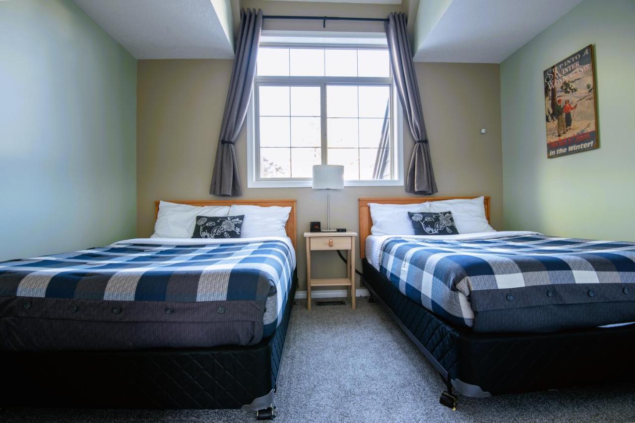 Renovated Chalet At Mystic Springs, Mountain Views, Pets Welcome! Канмор Екстериор снимка