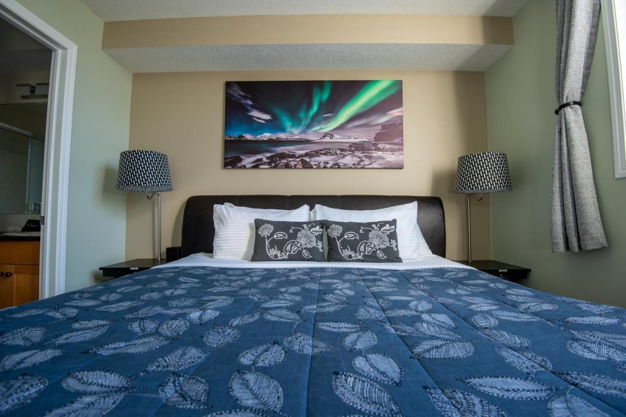 Renovated Chalet At Mystic Springs, Mountain Views, Pets Welcome! Канмор Екстериор снимка